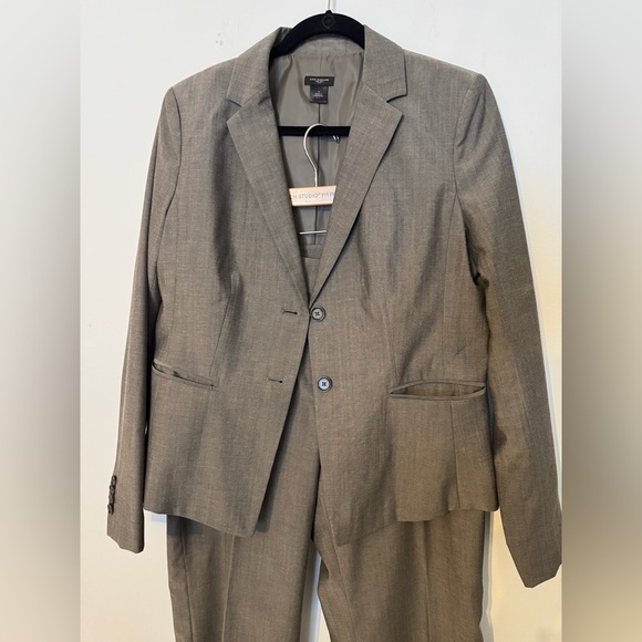 Ann Taylor Pant Suit Two Piece Wool Size 12  Gray - Picture 5 of 9